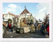 2006-03-05_15-25-47_Carnaval_28,0mm_F5,6_1_400_eme_DiMAGE A2 * 2560 x 1920 * (2.02MB)